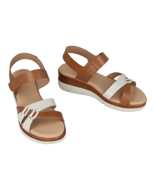 Sandalias De Tiras Andares Para Mujer En Color Marr N