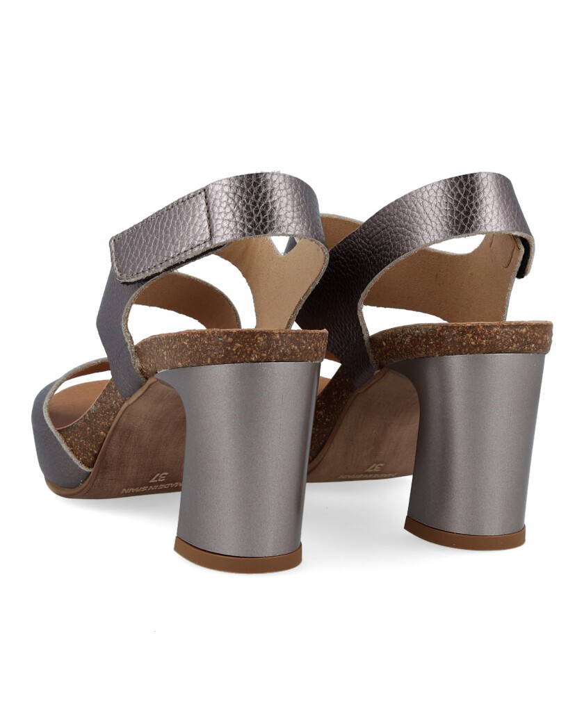 Penelope 5067 platform sandals