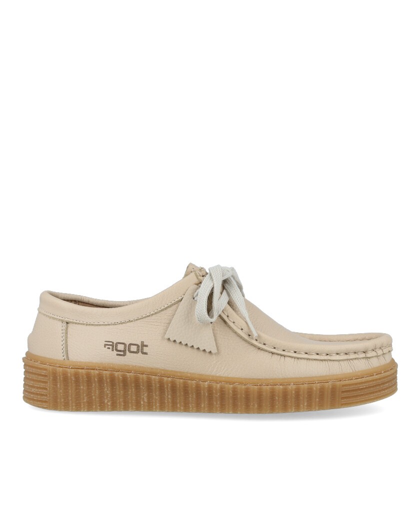 Shoe style wallabe Agot Moth