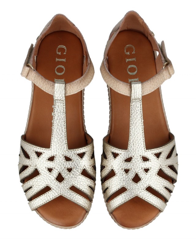 Metallic Catchalot 28935 low sandal