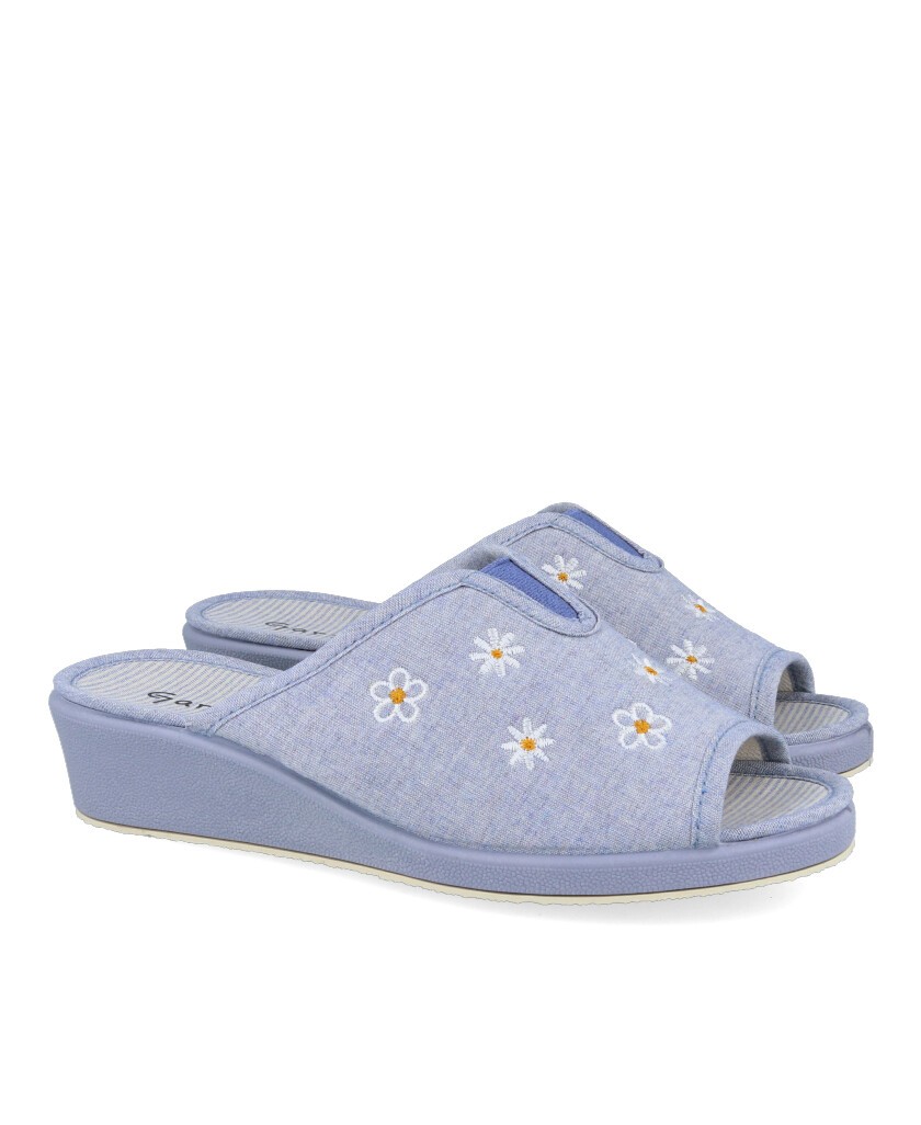 h2Zapatilla de estar por casa Garzon 1892119 h2 pLas zapatillas de estar por casa Garzon 1892119 son una opcion ideal para quie