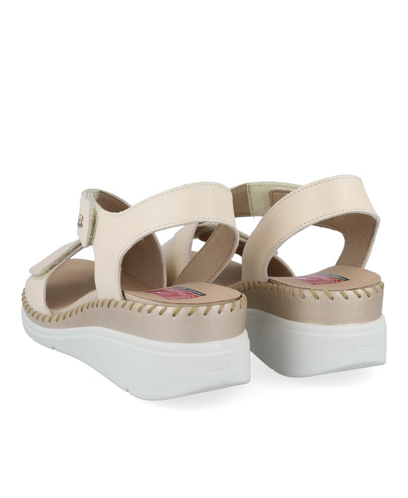 Sandalias con cuña Fluchos Leza F2137 Dore