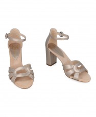 Metallic low heel sandal Marian 53206