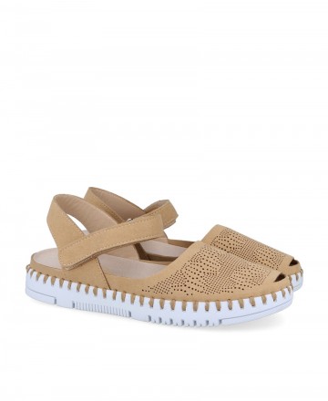 Walk And Fly 10001 Women's die-cut sandals