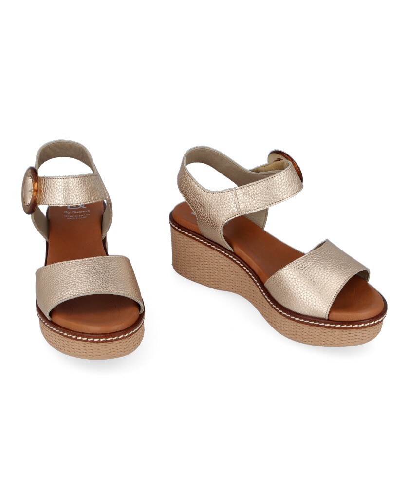 Sandalia de tacón metalizada Dorking Nido D9450