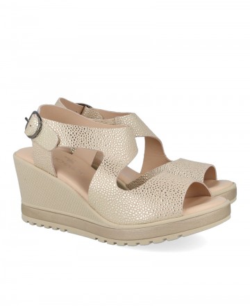 Sandalias con cuña metalizadas Kissia 450