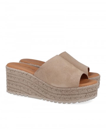 Sandalias tipo zueco color beige Andares 844130