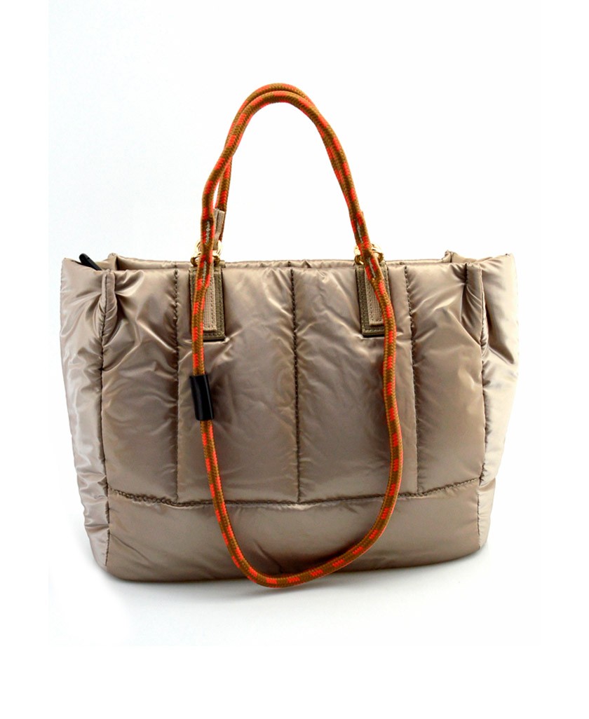 DMR Touch Garona quilted bag