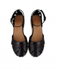 Porronet Carlota 3151 die-cut sandal