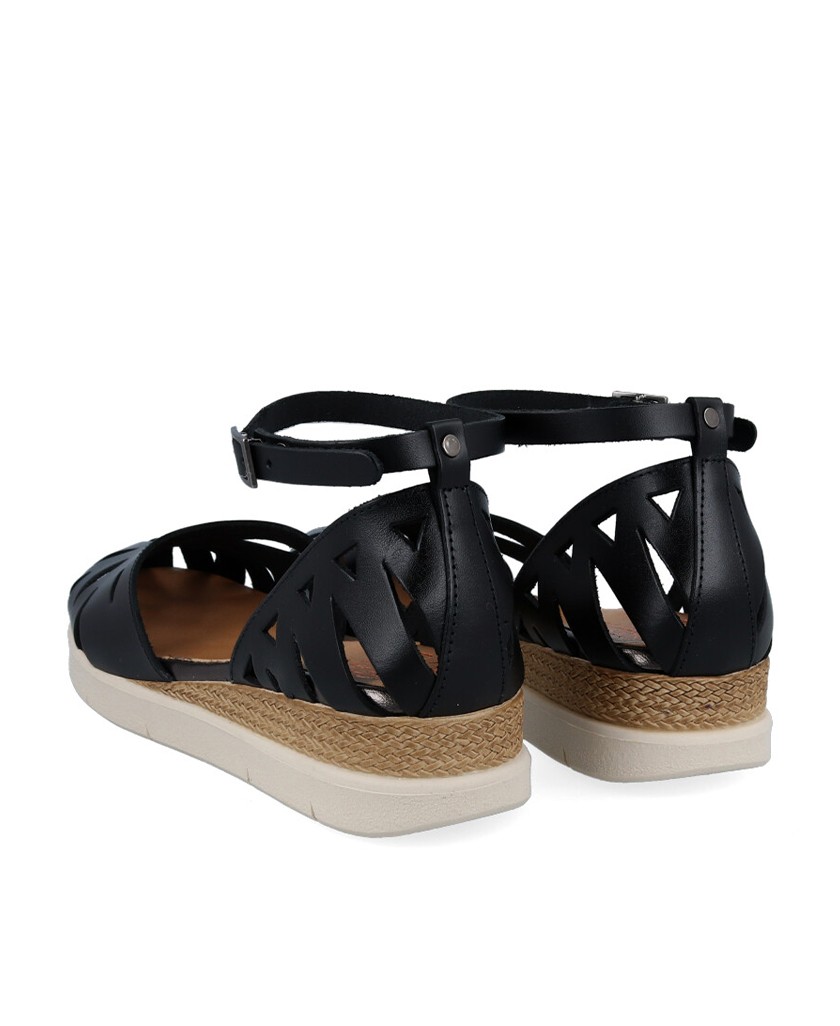 Porronet Carlota 3151 die-cut sandal