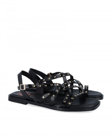 Sandalia negra plana con tachuelas Porronet 3113
