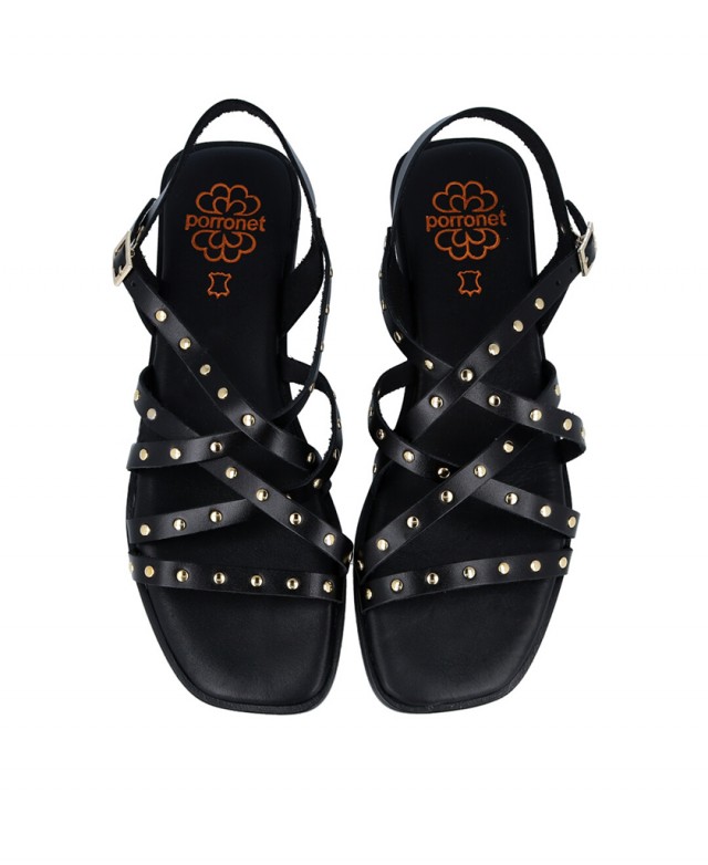 Sandalia negra plana con tachuelas Porronet 3113 Sandalia negra plana con tachuelas Porronet 3113
