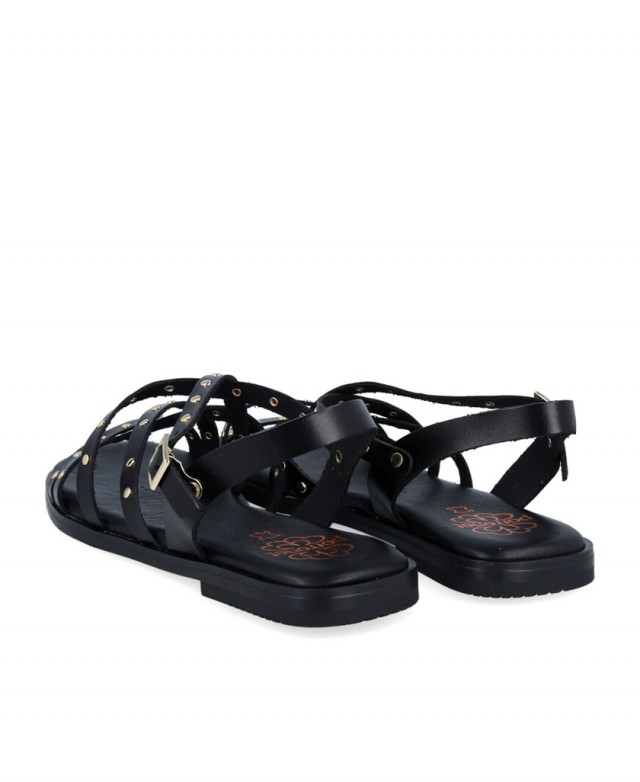 Sandalia negra plana con tachuelas Porronet 3113 Sandalia negra plana con tachuelas Porronet 3113
