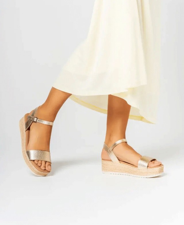 Sandalia metalizada con plataforma Catchalot 5700 Sandalia metalizada con plataforma Catchalot 5700