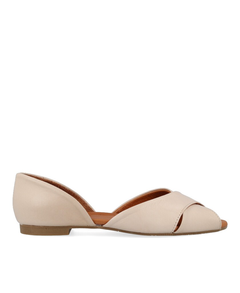 Sandalias para mujer en color beige Caracteristicas con hebilla altura de piso 1 cm zapato de estilo casual suela de goma termo