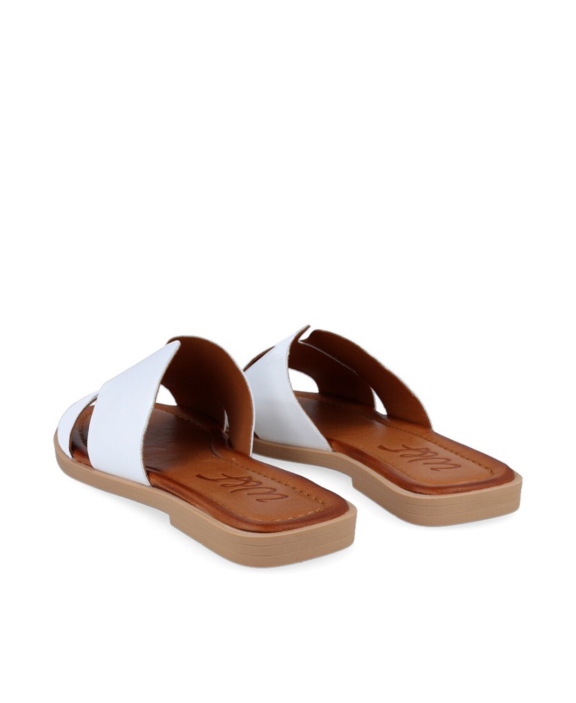 W&F Talia 02-2562 flat leather sandals