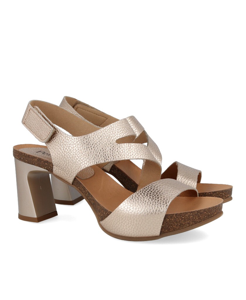 Penelope 5067 metallic heeled sandals