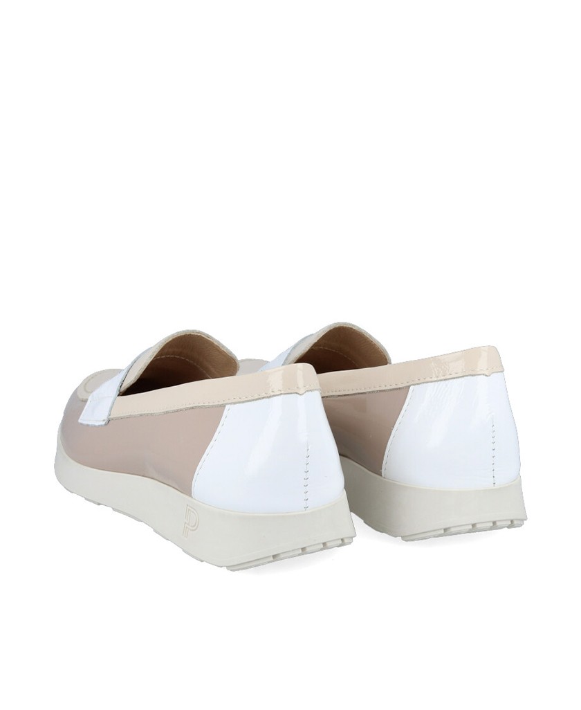 Pitillos 10420 Beige Patent Leather Loafers