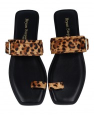 Bryan 7302 Animal Print Flat Thong Sandal Bryan 7302 Animal Print Flat Thong Sandal