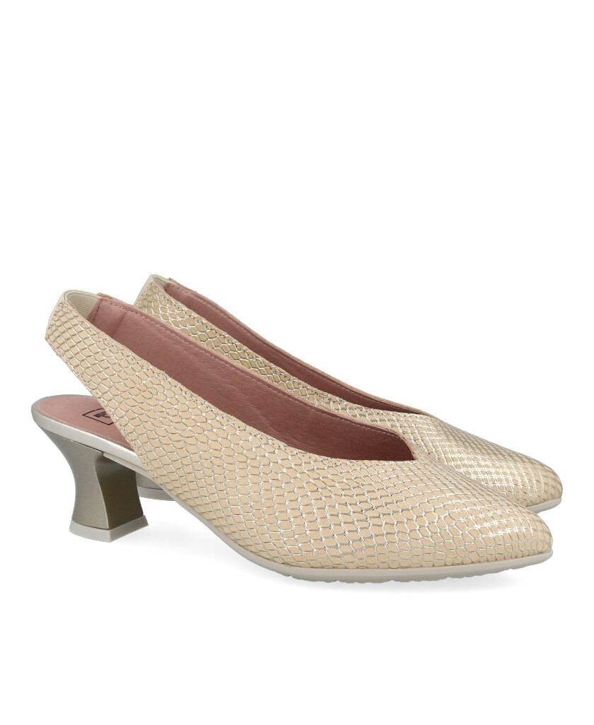 Pitillos 10510 Embossed Leather Court Shoe