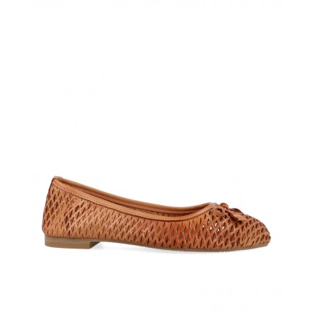 Bailarinas de piel troqueladas W&F Camille C-2