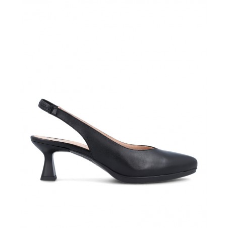 Desireé Maia 1 Black leather pumps
