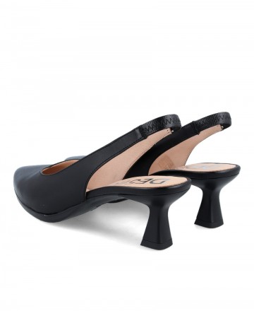 Zapatos para mujer en color negro Caracteristicas salon tacon 5 cm zapato de estilo casual suela de goma termoplastica exterior