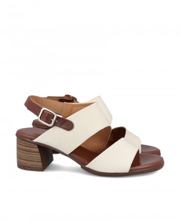Sandalias para mujer en color blanco Caracteristicas banda tacon 5 cm zapato de estilo casual suela de goma termoplastica exter