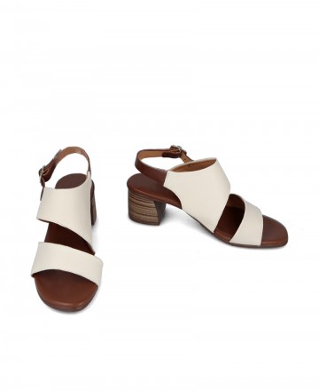 Sandalias para mujer en color blanco Caracteristicas banda tacon 5 cm zapato de estilo casual suela de goma termoplastica exter