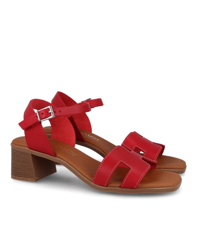 Catchalot 5611 low heel sandals