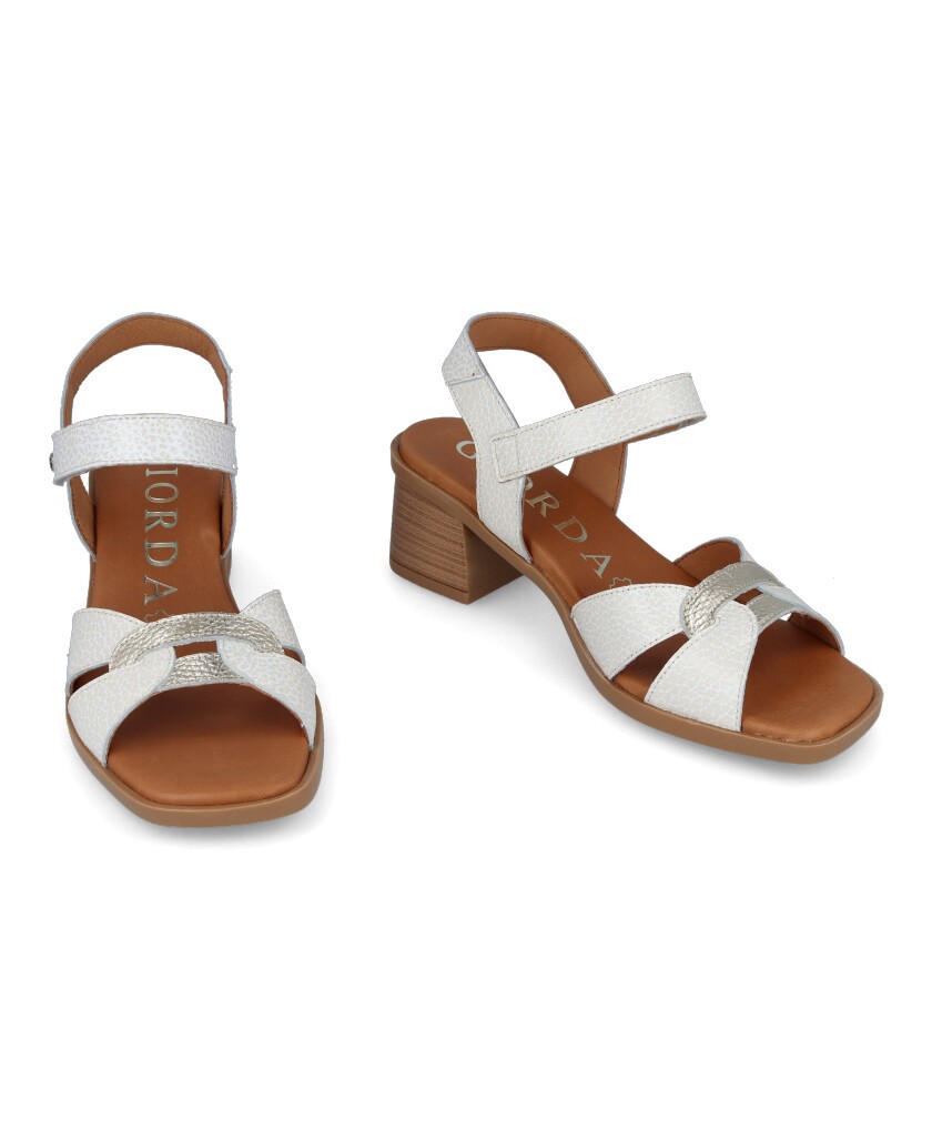 Catchalot 54166 White Low Heel Sandals