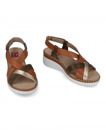 Sandalia con cuña Fluchos Leza F2135