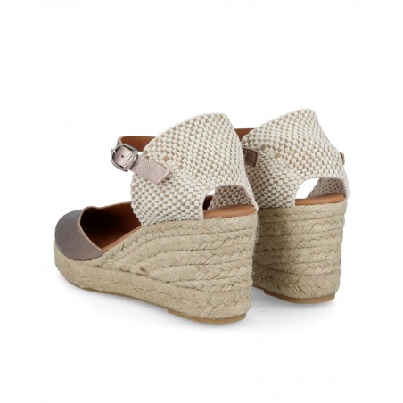 Andares Cíes 17 Elegant Metallic Espadrilles