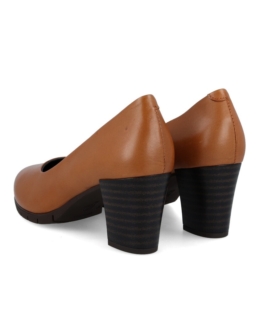 Zapato de salón color marrón Pitillos 100