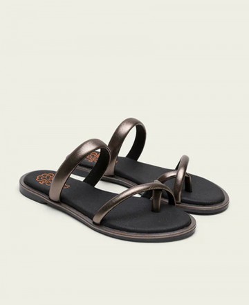 Black Metallic Toe-Post Sandal Porronet Camila 3107