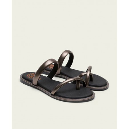 Black Metallic Toe-Post Sandal Porronet Camila 3107