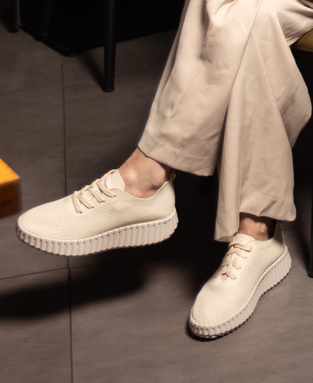 Walk& Fly Astrid AH-9837 Wedge Sneakers