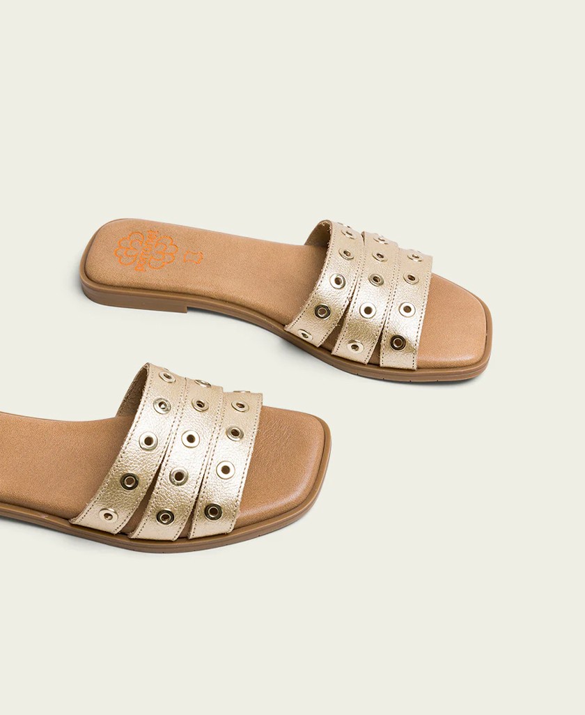 h2Chancla de pala metalizada Porronet Venus 3119 h2 pBrilla con luz propia gracias a la sandalia Porronet Venus 3119 el calzado