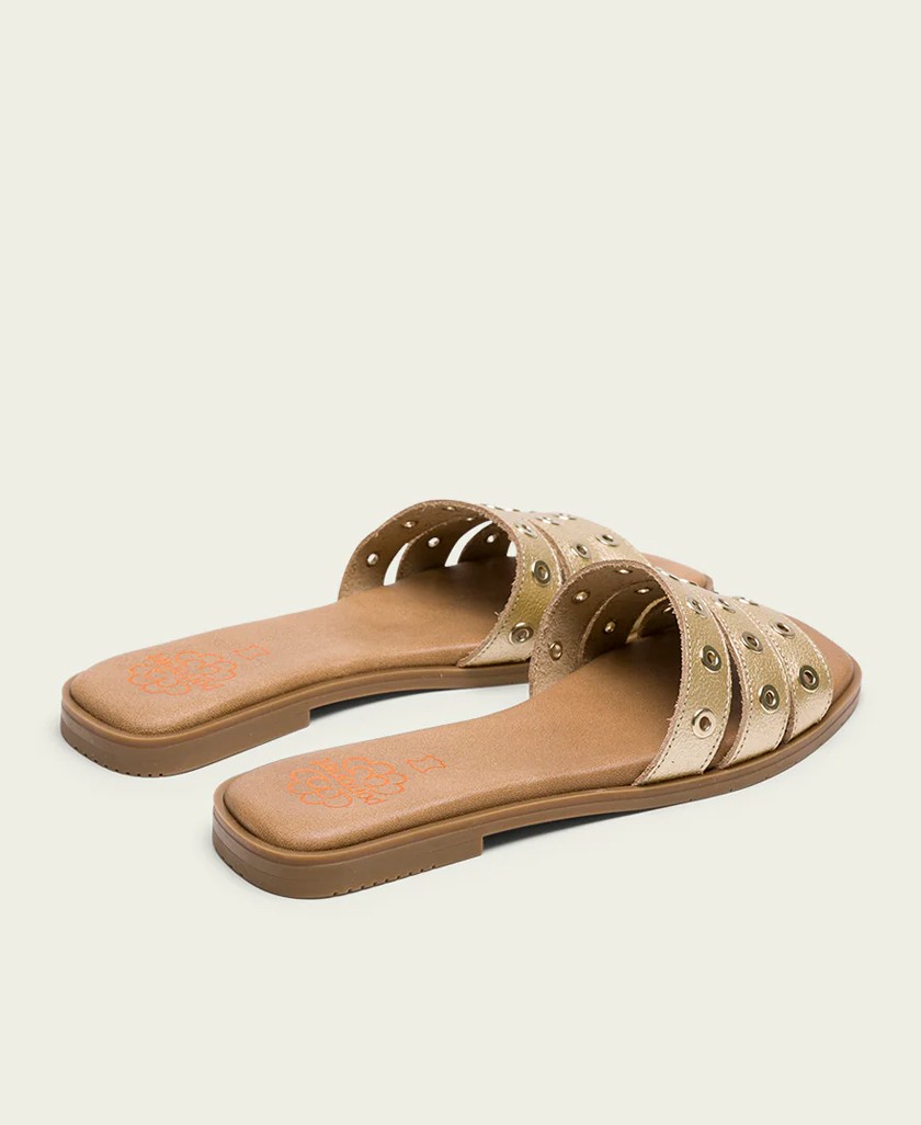 h2Chancla de pala metalizada Porronet Venus 3119 h2 pBrilla con luz propia gracias a la sandalia Porronet Venus 3119 el calzado