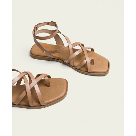 h2Zapatilla de mujer color taupe Porronet Vita 3121 h2 pDescubre la elegancia sutil con la Zapatilla Porronet Vita 3121 el calz