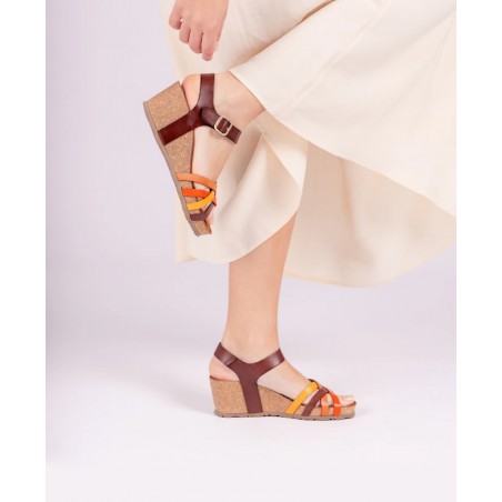Sandalia color mostaza Yokono Cadiz 256