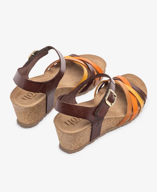 Sandalia color mostaza Yokono Cadiz 256