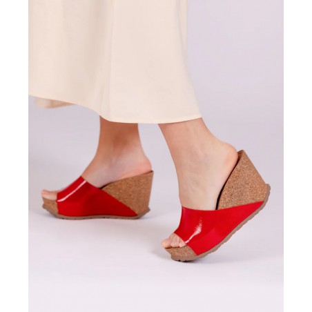 Yokono Corfu 253 Red Wedge Clogs