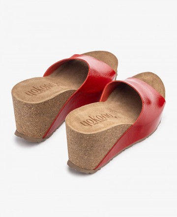 Yokono Corfu 253 Red Wedge Clogs