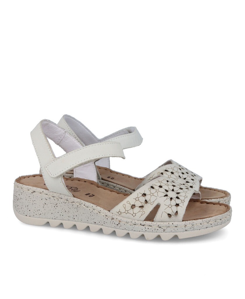 Sandalias blancas Walk & Fly Savina 9371 50401
