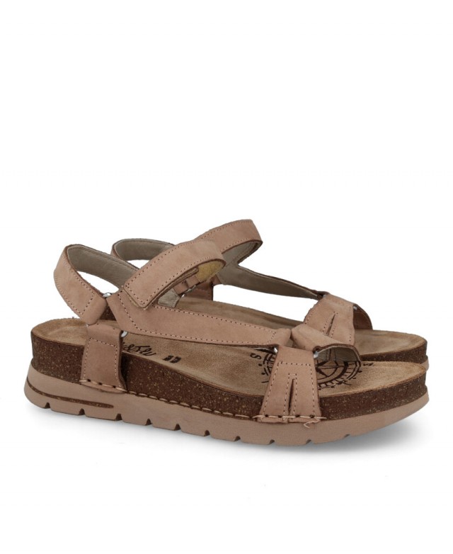 Sandalias para mujer en color taupe Caracteristicas con hebilla cuna 4 cm zapato de estilo casual suela de goma termoplastica e