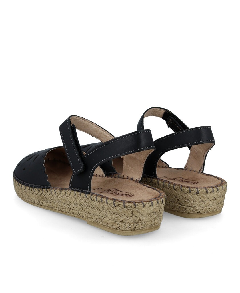 Sandalias Cerradas Walk & Fly Rijeka 7665 50422