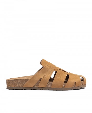 Sandalia plana color camel Yokono Jerba 253