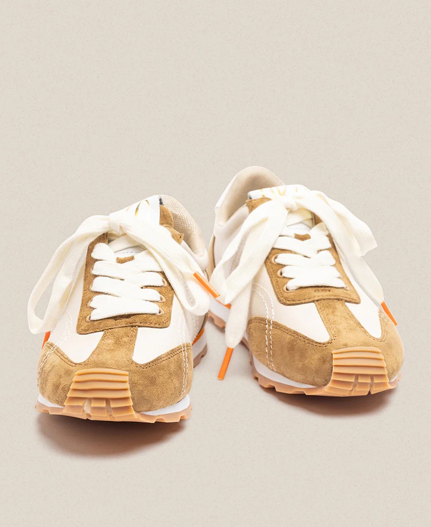Yokono Kono 001 women's beige sneakers