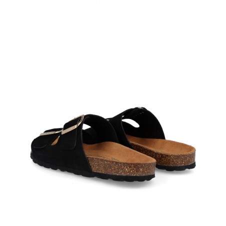 h2Mule negro destalonado Autenti 0747 h2 pDescubre la elegancia casual que te brindaran las Autenti 0747 el complemento perfect